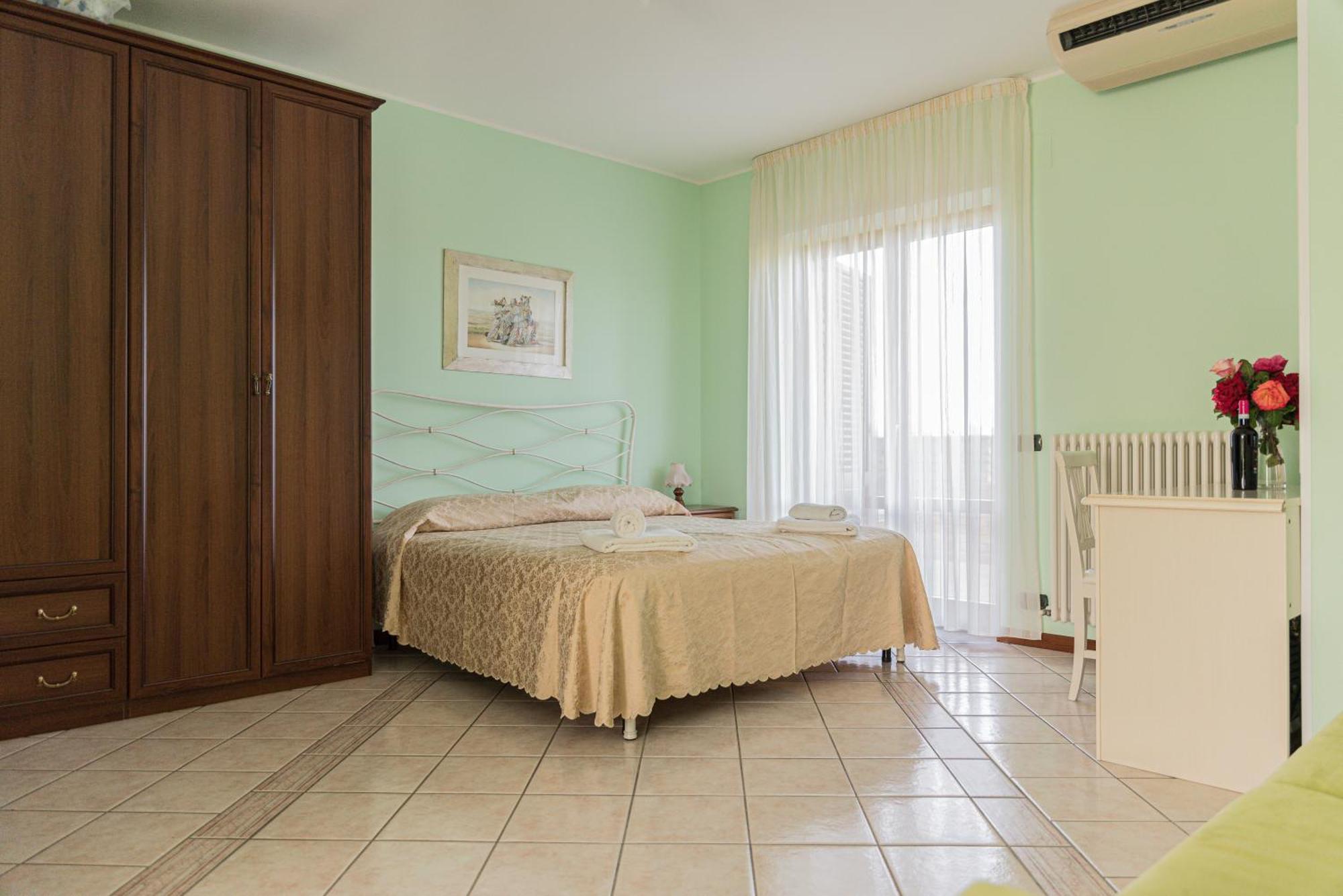 Agriturismo Il Crinale Castorano エクステリア 写真