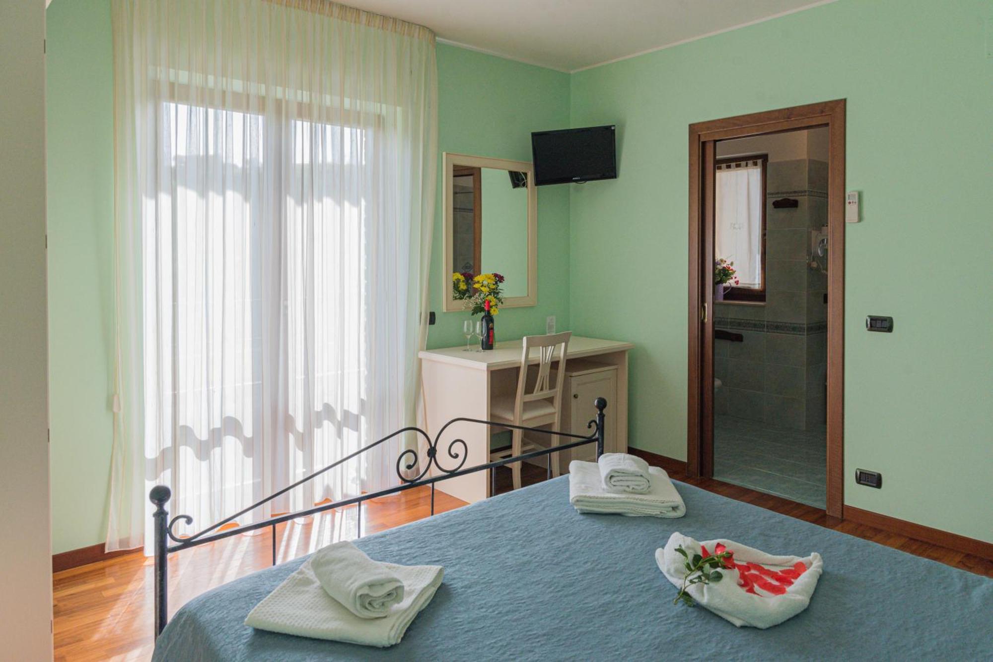 Agriturismo Il Crinale Castorano エクステリア 写真